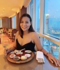Dating Woman Thailand to หัวหิน : Aey, 33 years